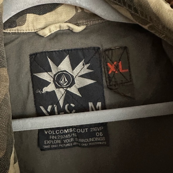 Vintage Volcom Scout Camo Jacket - Picture 3 of 8